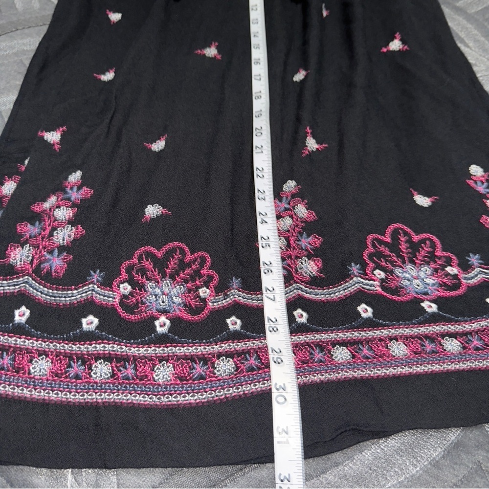 Fourteenth Place Embroidered Black And Pink Sleeveless Dress, Sz XL, Tassel Tie‌ - Picture 9 of 9